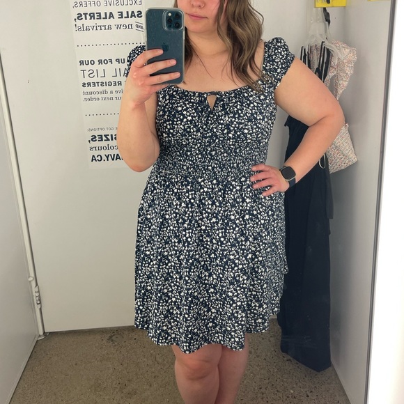 Old Navy Dresses & Skirts - Blue & White Floral Dress: Old Navy